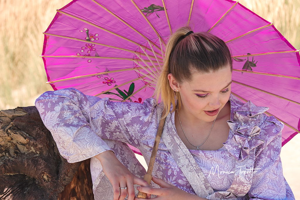 Fashion Photoshoot (Split Dress)